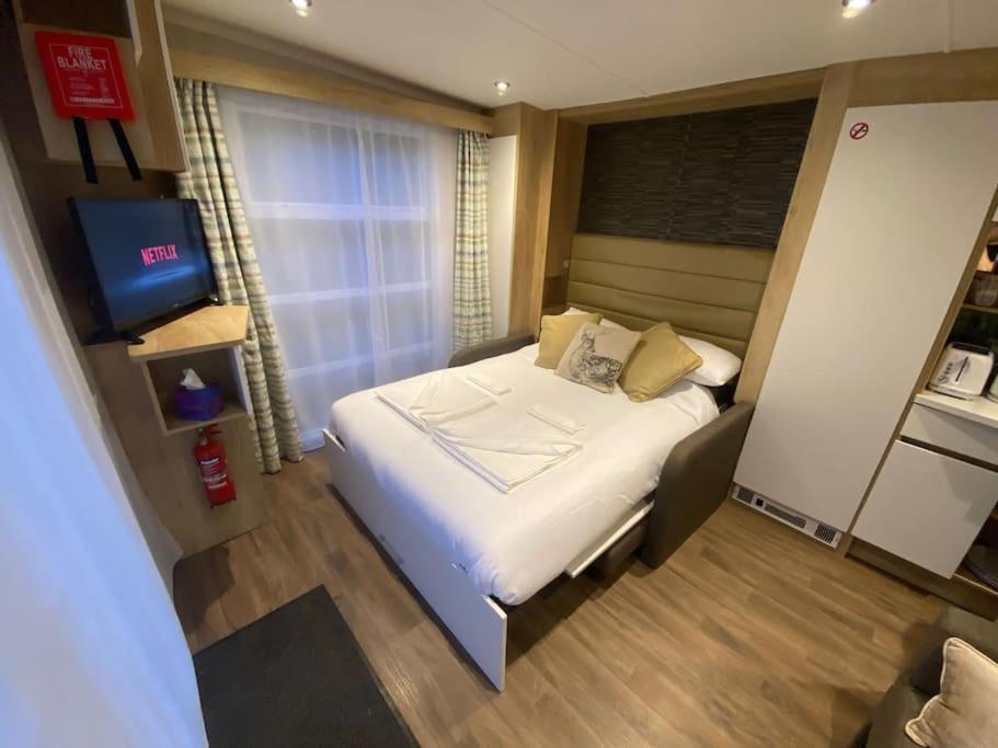Neptunes Pod Fort William Extérieur photo